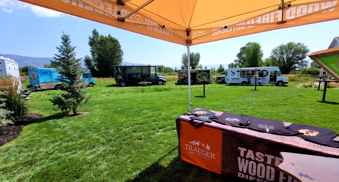 Live Screen Printing &amp; Embroidery in the South Bay - Event Activations Los Angeles